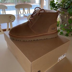 Ugg Neumel boots